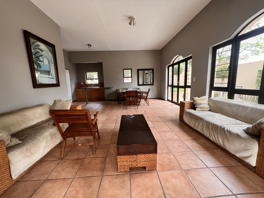 1 Bedroom Property for Sale in Lonehill Gauteng