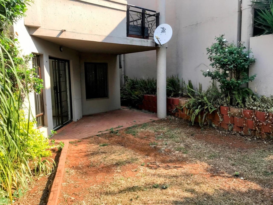2 Bedroom Property for Sale in Glenvista Gauteng