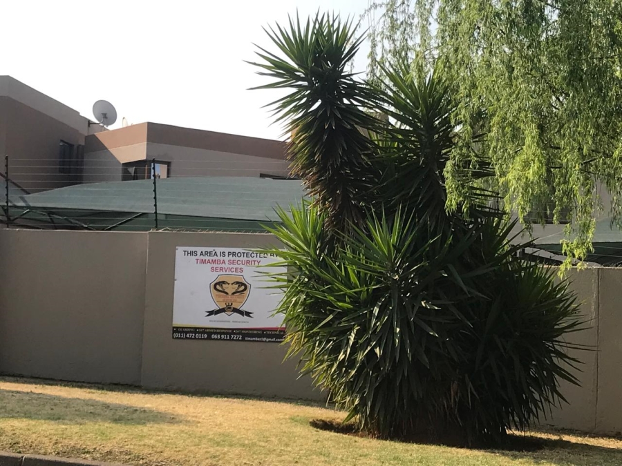 2 Bedroom Property for Sale in Glenvista Gauteng