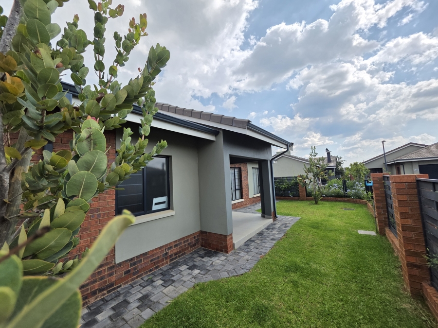 2 Bedroom Property for Sale in Waterkloof Marina Retirement Estate Gauteng