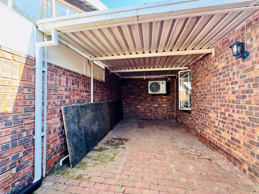 4 Bedroom Property for Sale in Wonderboom Gauteng