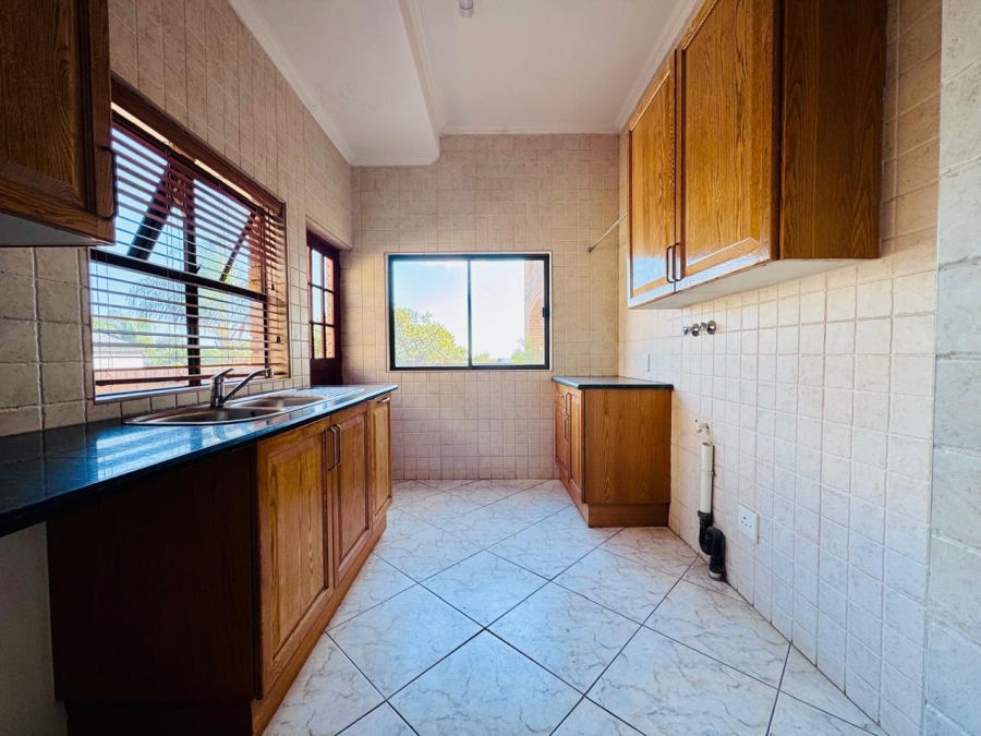 6 Bedroom Property for Sale in Montana Park Gauteng