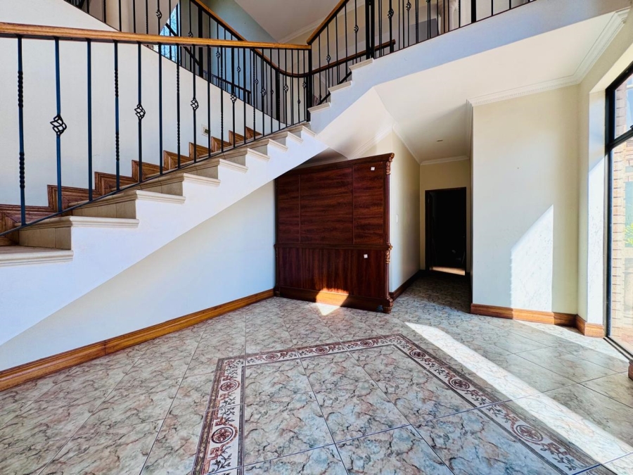 6 Bedroom Property for Sale in Montana Park Gauteng