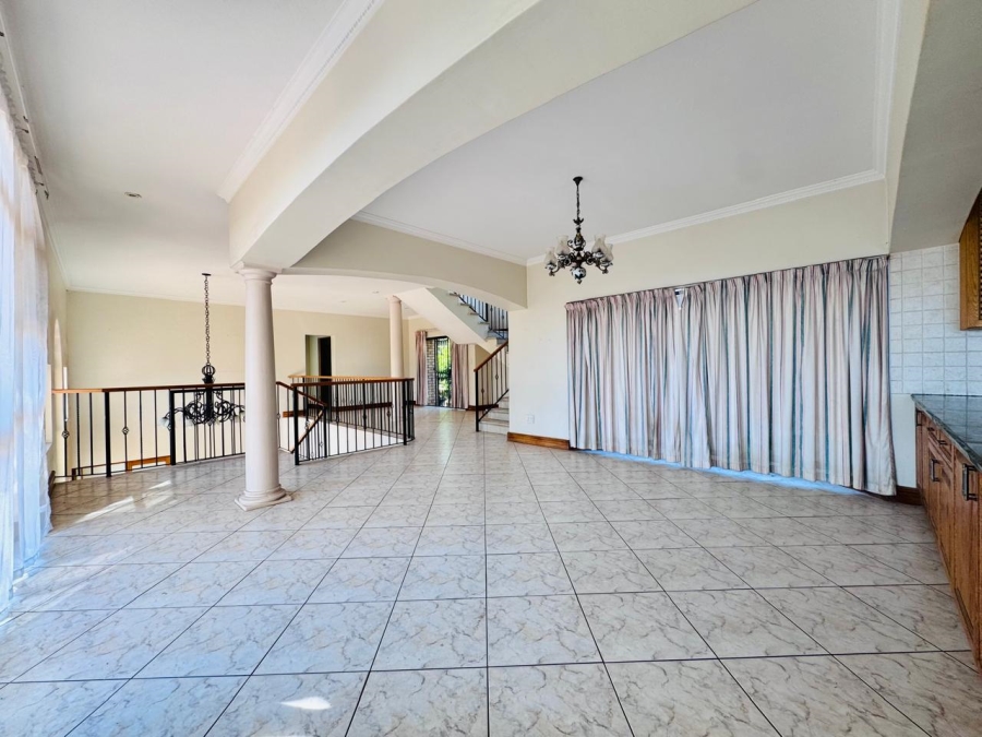 6 Bedroom Property for Sale in Montana Park Gauteng