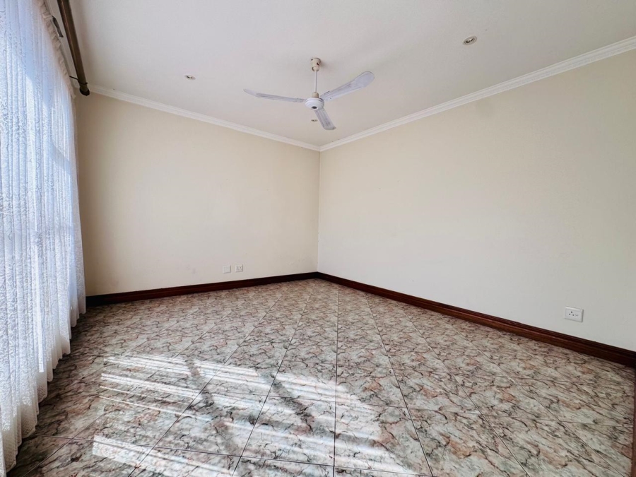 6 Bedroom Property for Sale in Montana Park Gauteng