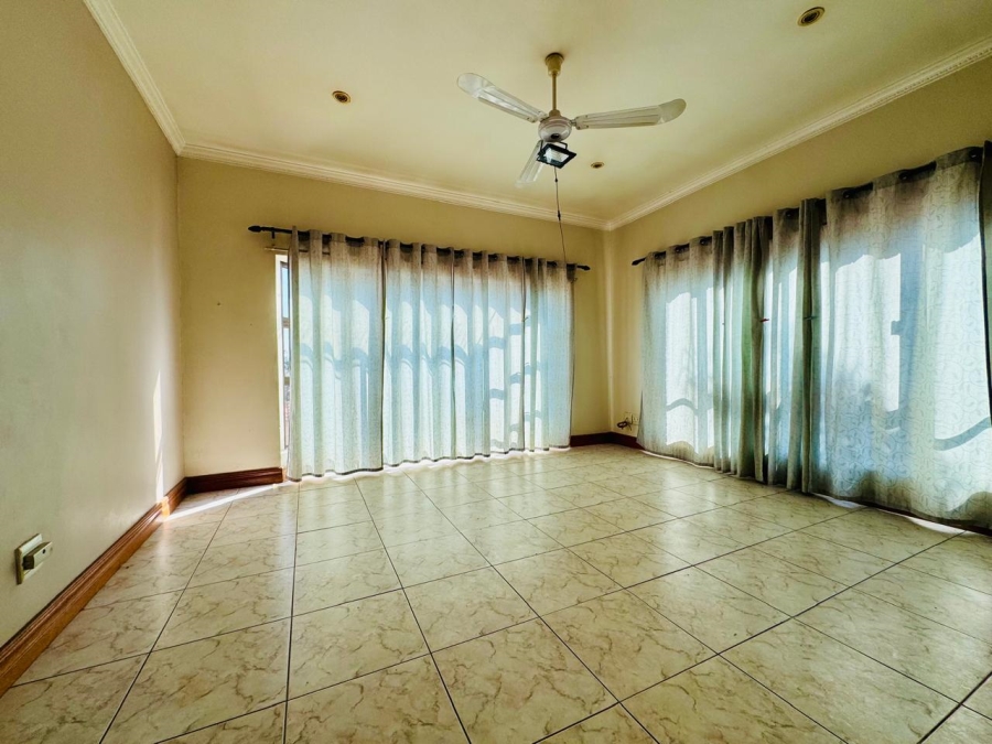 6 Bedroom Property for Sale in Montana Park Gauteng