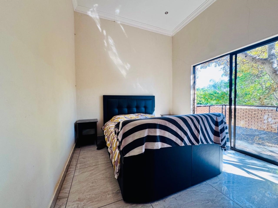 6 Bedroom Property for Sale in Montana Park Gauteng