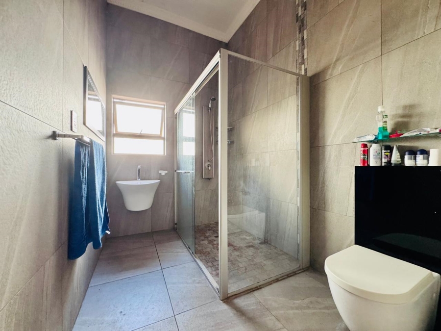 6 Bedroom Property for Sale in Montana Park Gauteng