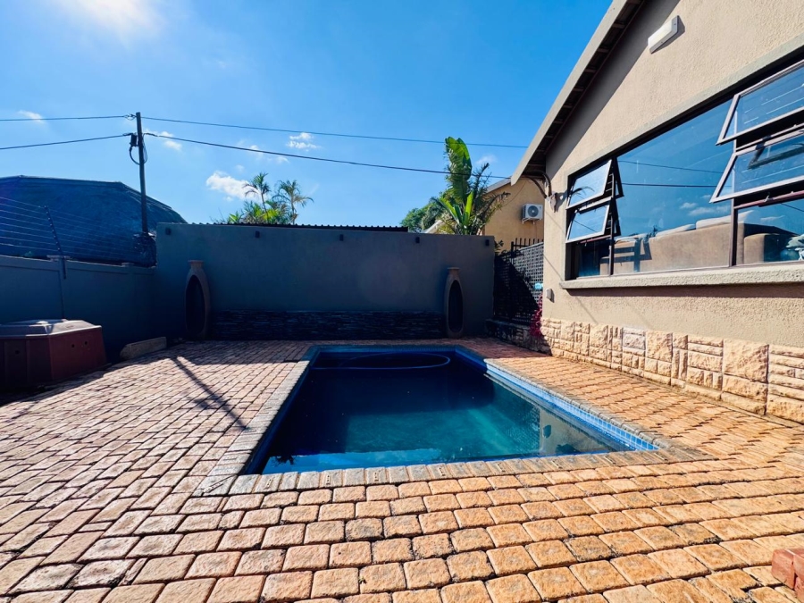 3 Bedroom Property for Sale in Wonderboom Gauteng