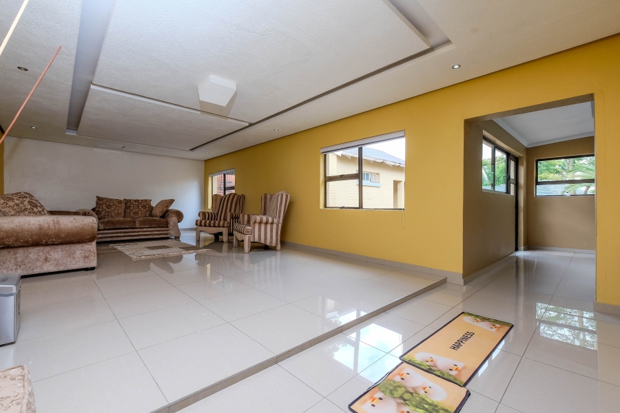 4 Bedroom Property for Sale in Bramley Park Gauteng