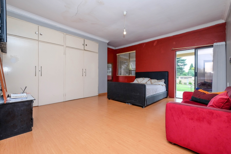 4 Bedroom Property for Sale in Bramley Park Gauteng