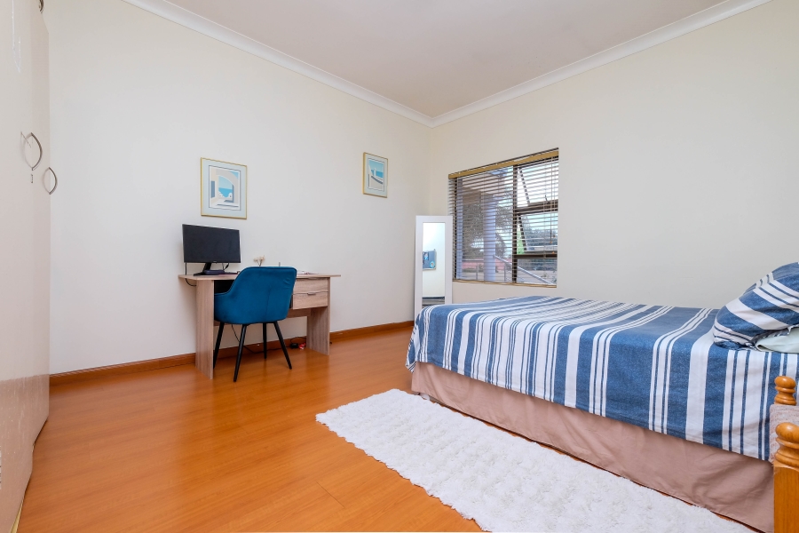 4 Bedroom Property for Sale in Bramley Park Gauteng