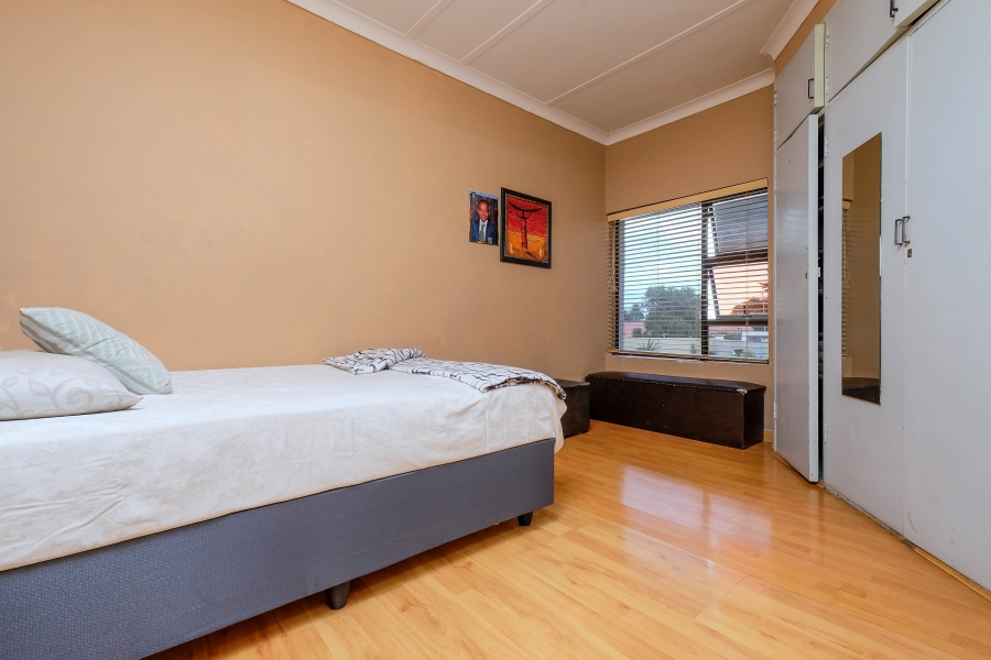 4 Bedroom Property for Sale in Bramley Park Gauteng