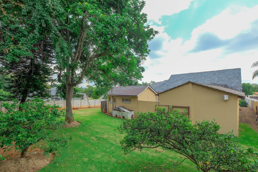 4 Bedroom Property for Sale in Bramley Park Gauteng