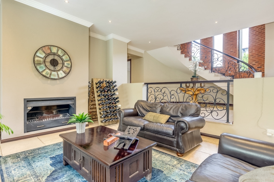 5 Bedroom Property for Sale in Bryanston Gauteng