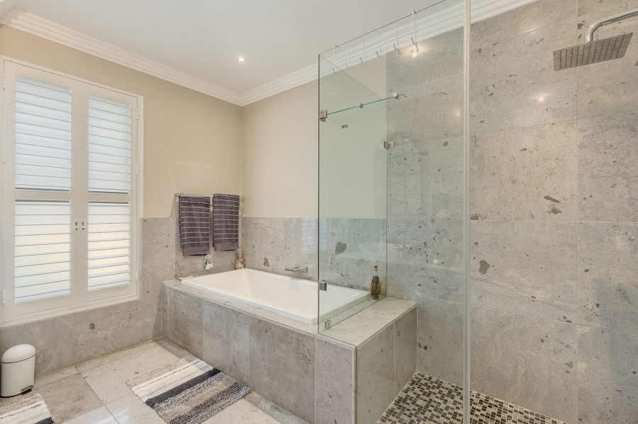 5 Bedroom Property for Sale in Bryanston Gauteng