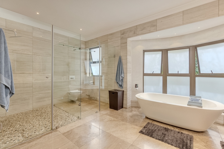 5 Bedroom Property for Sale in Bryanston Gauteng