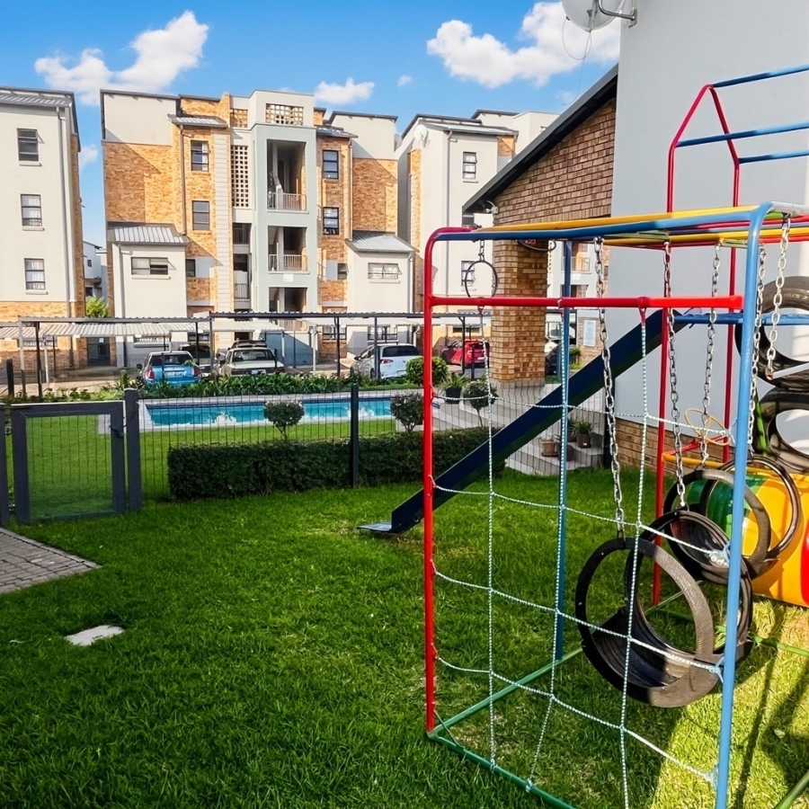 2 Bedroom Property for Sale in Barbeque Downs Gauteng