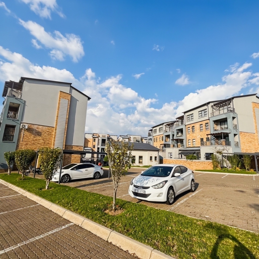 2 Bedroom Property for Sale in Barbeque Downs Gauteng