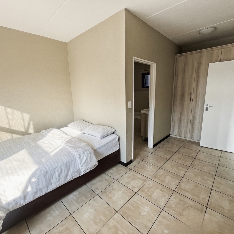2 Bedroom Property for Sale in Barbeque Downs Gauteng
