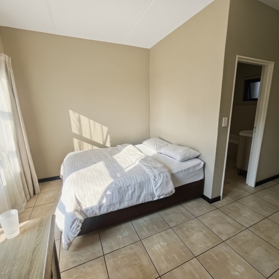 2 Bedroom Property for Sale in Barbeque Downs Gauteng