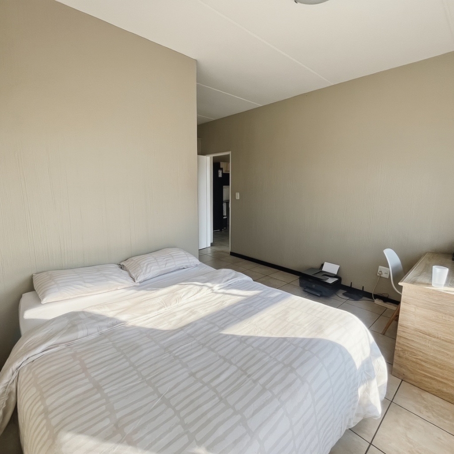 2 Bedroom Property for Sale in Barbeque Downs Gauteng