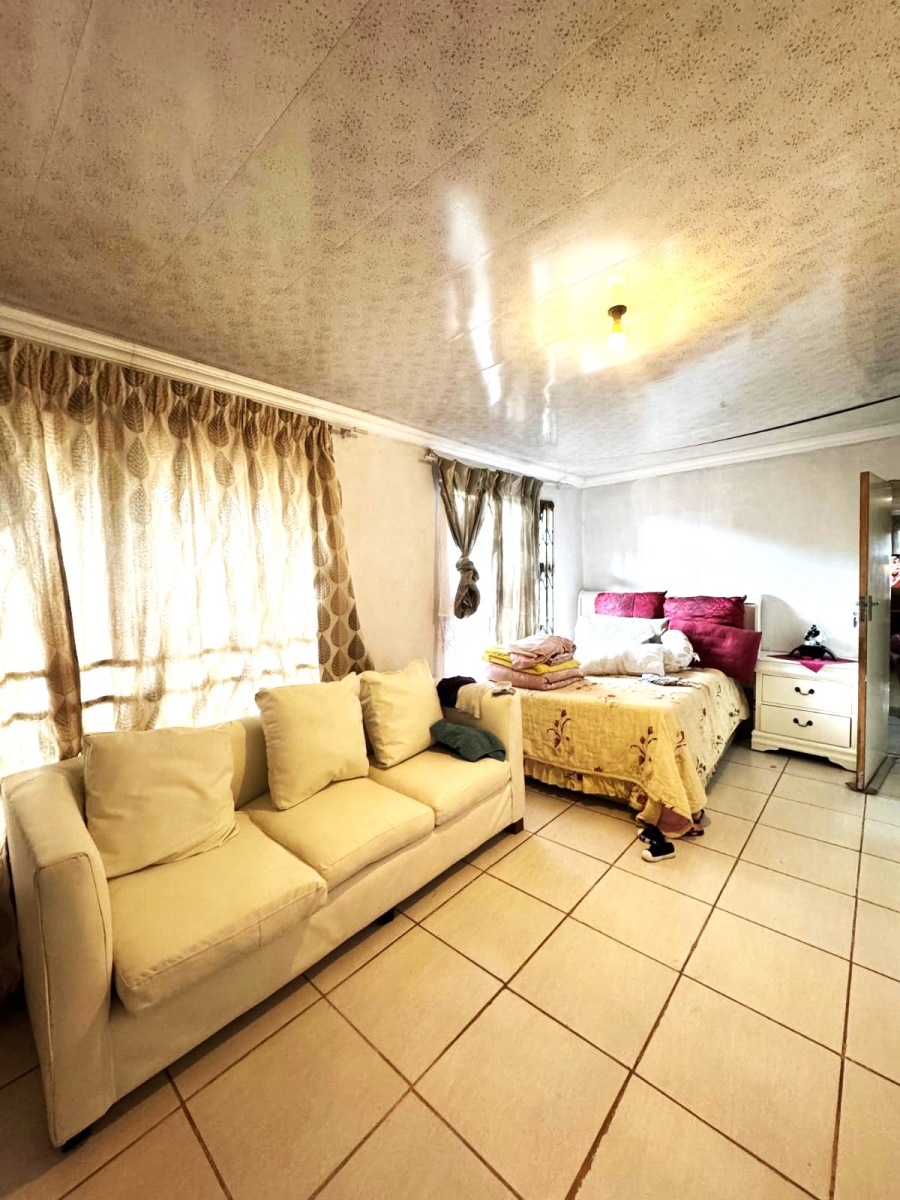 3 Bedroom Property for Sale in Dawn Park Gauteng