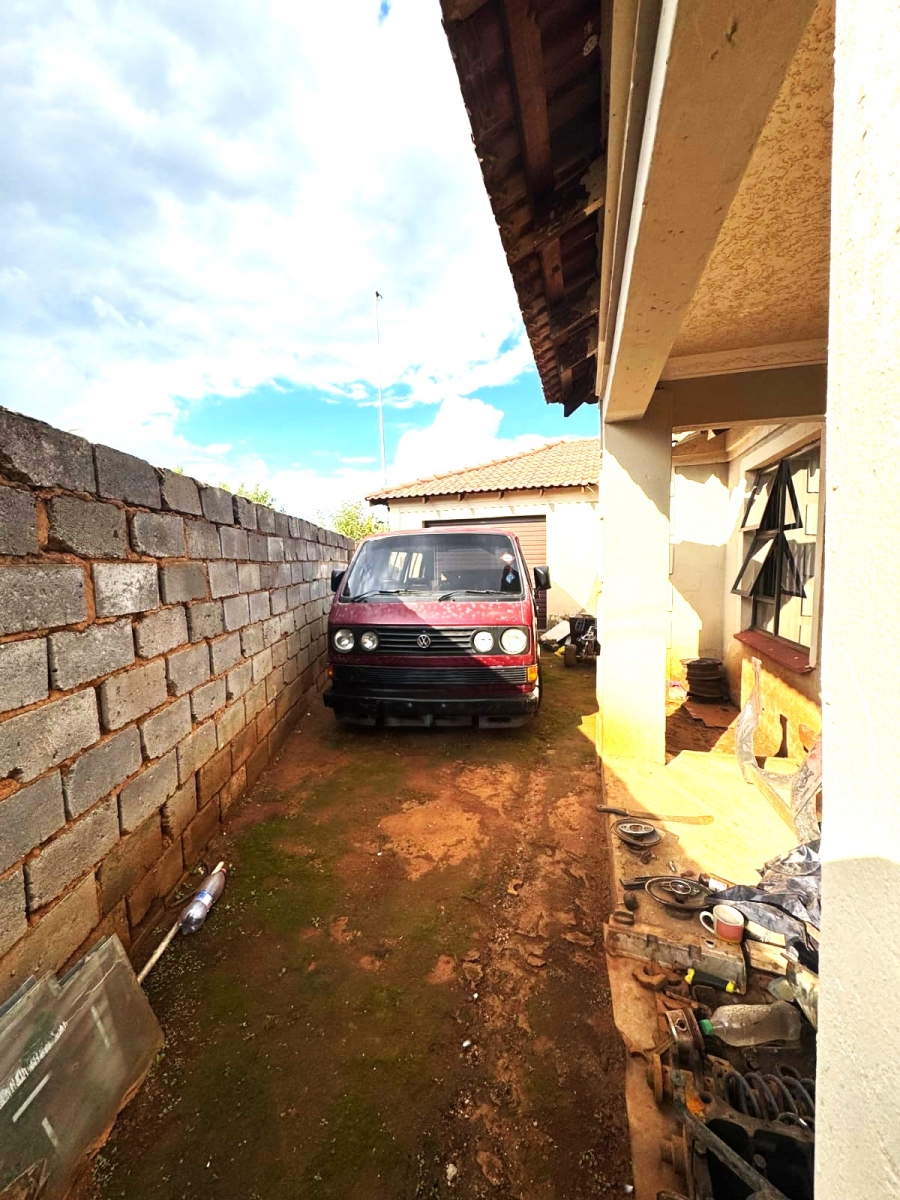 3 Bedroom Property for Sale in Dawn Park Gauteng