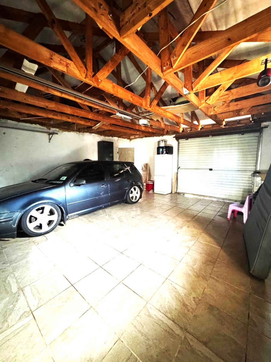 3 Bedroom Property for Sale in Dawn Park Gauteng