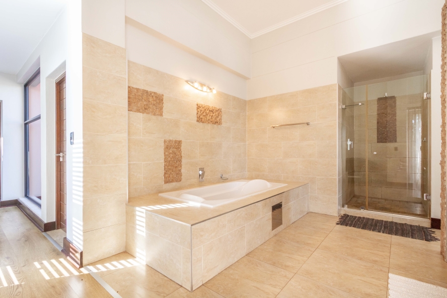 4 Bedroom Property for Sale in The Ridge Gauteng