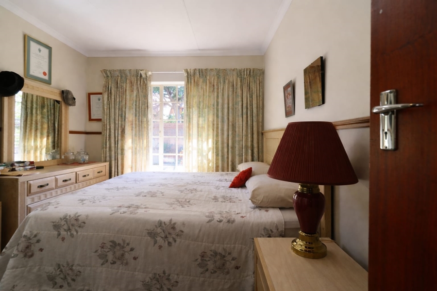 3 Bedroom Property for Sale in Faerie Glen Gauteng