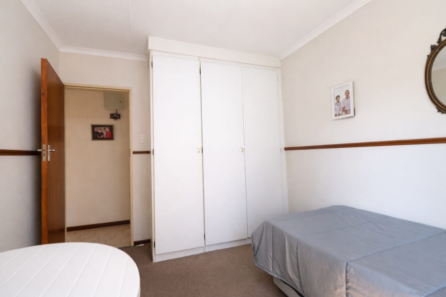 3 Bedroom Property for Sale in Faerie Glen Gauteng