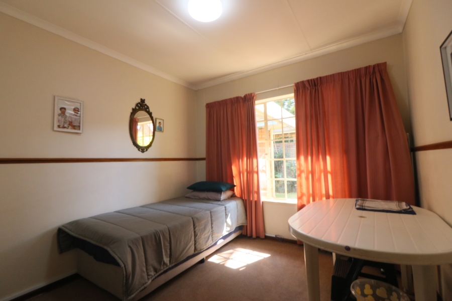 3 Bedroom Property for Sale in Faerie Glen Gauteng