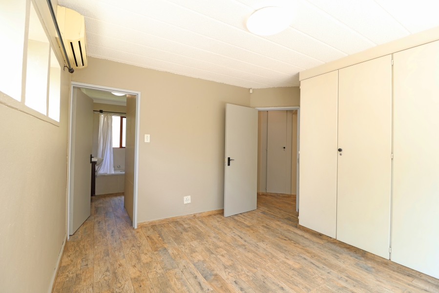 To Let 2 Bedroom Property for Rent in Morningside Gauteng