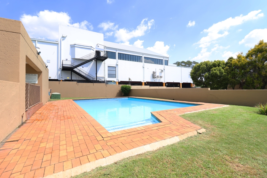 To Let 2 Bedroom Property for Rent in Morningside Gauteng