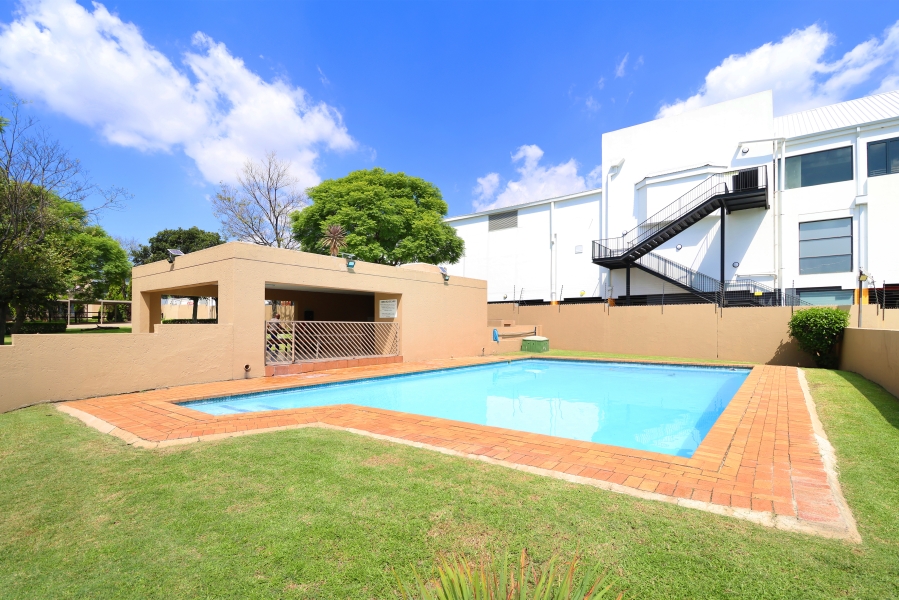 To Let 2 Bedroom Property for Rent in Morningside Gauteng