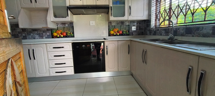 4 Bedroom Property for Sale in Lewisham Gauteng