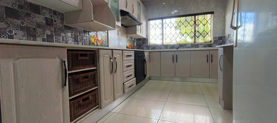 4 Bedroom Property for Sale in Lewisham Gauteng