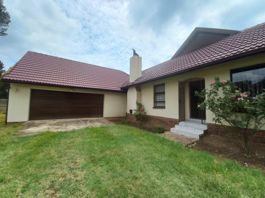 3 Bedroom Property for Sale in Brackendowns Gauteng