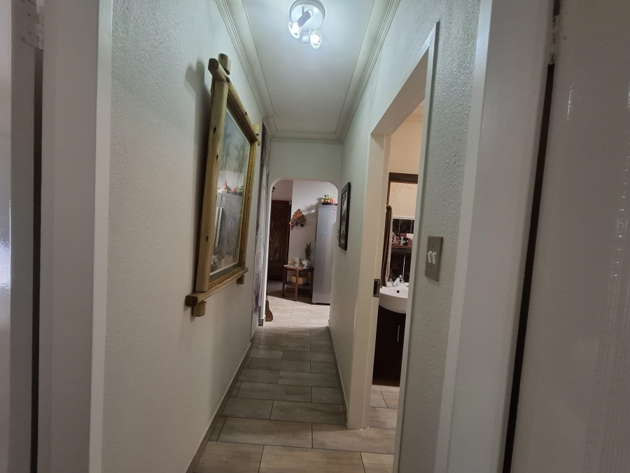 4 Bedroom Property for Sale in Dal Fouche Gauteng