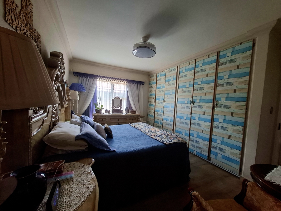 4 Bedroom Property for Sale in Dal Fouche Gauteng