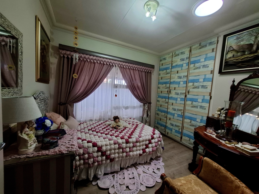 4 Bedroom Property for Sale in Dal Fouche Gauteng