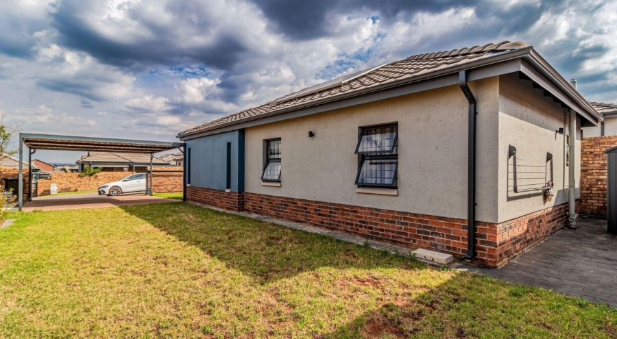 3 Bedroom Property for Sale in Lion Pride Gauteng