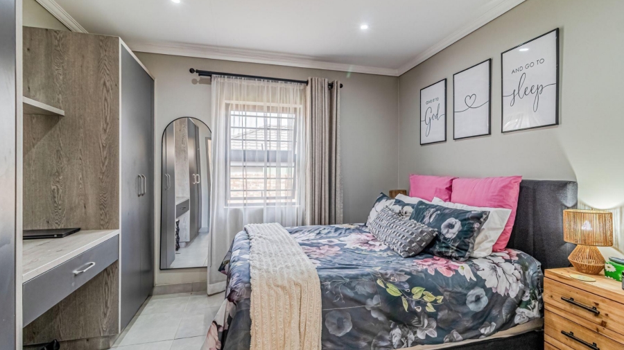 3 Bedroom Property for Sale in Lion Pride Gauteng