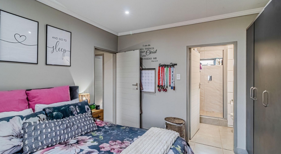 3 Bedroom Property for Sale in Lion Pride Gauteng