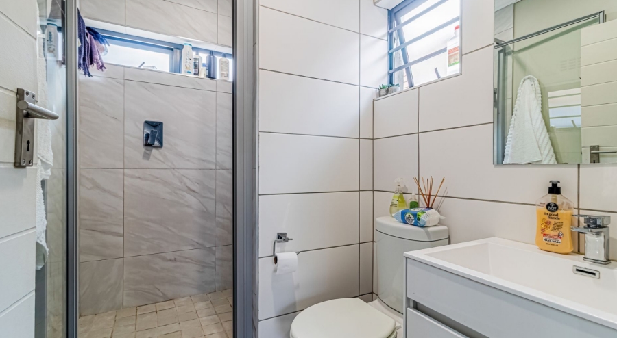 3 Bedroom Property for Sale in Lion Pride Gauteng