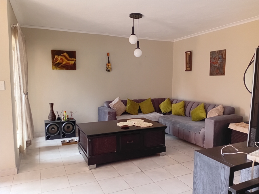 To Let 3 Bedroom Property for Rent in Primrose Gauteng