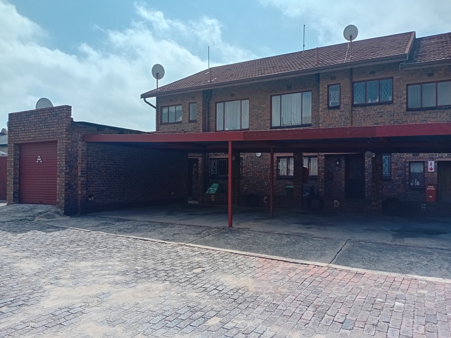 To Let 3 Bedroom Property for Rent in Primrose Gauteng