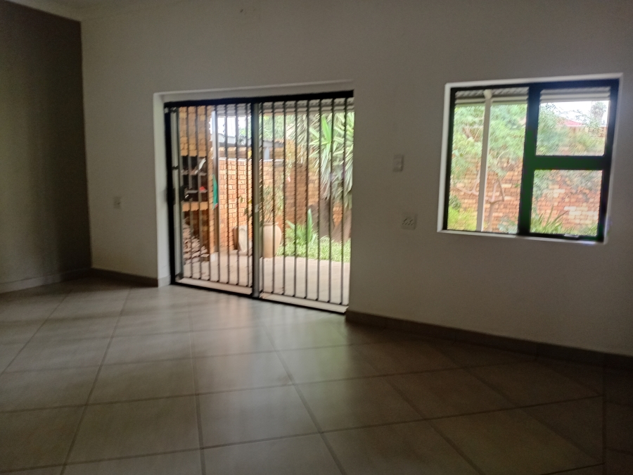 To Let 3 Bedroom Property for Rent in Primrose Gauteng
