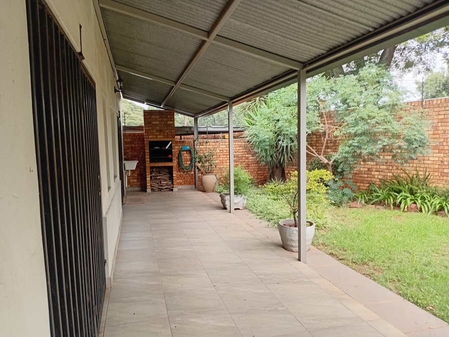 To Let 3 Bedroom Property for Rent in Primrose Gauteng